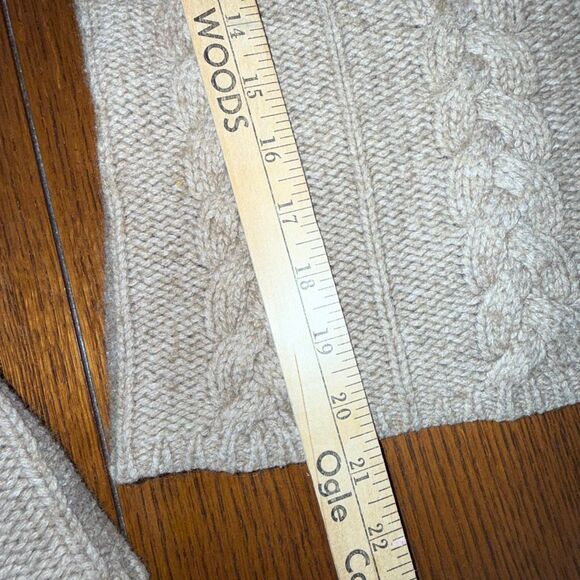 Old Navy Cable Knit Off Shoulder Sweater Cardigan Taupe Tan Button Front Wool Bl - Picture 14 of 16